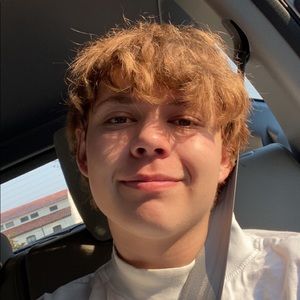 Meet your Posher, Sebastian